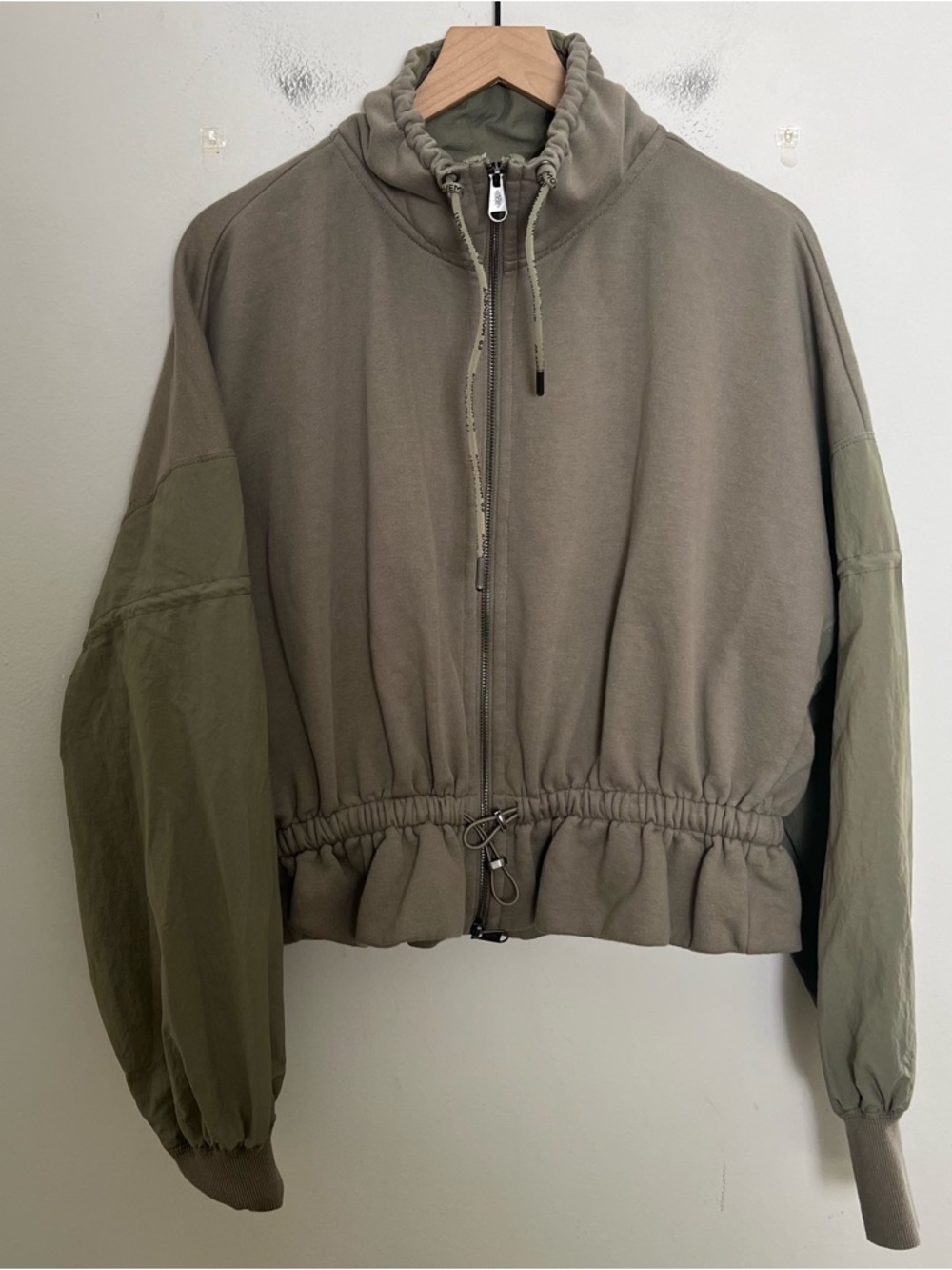 FREE PEOPLE- Movement From The Top Sweatshirt Olive Green Size M - Picture 2 of 8